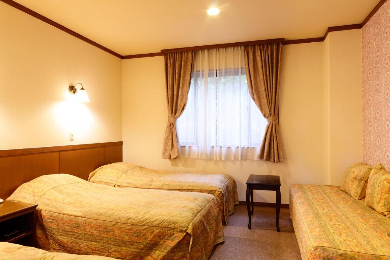 Hotel Heidi Hof Hakuba Esterno foto