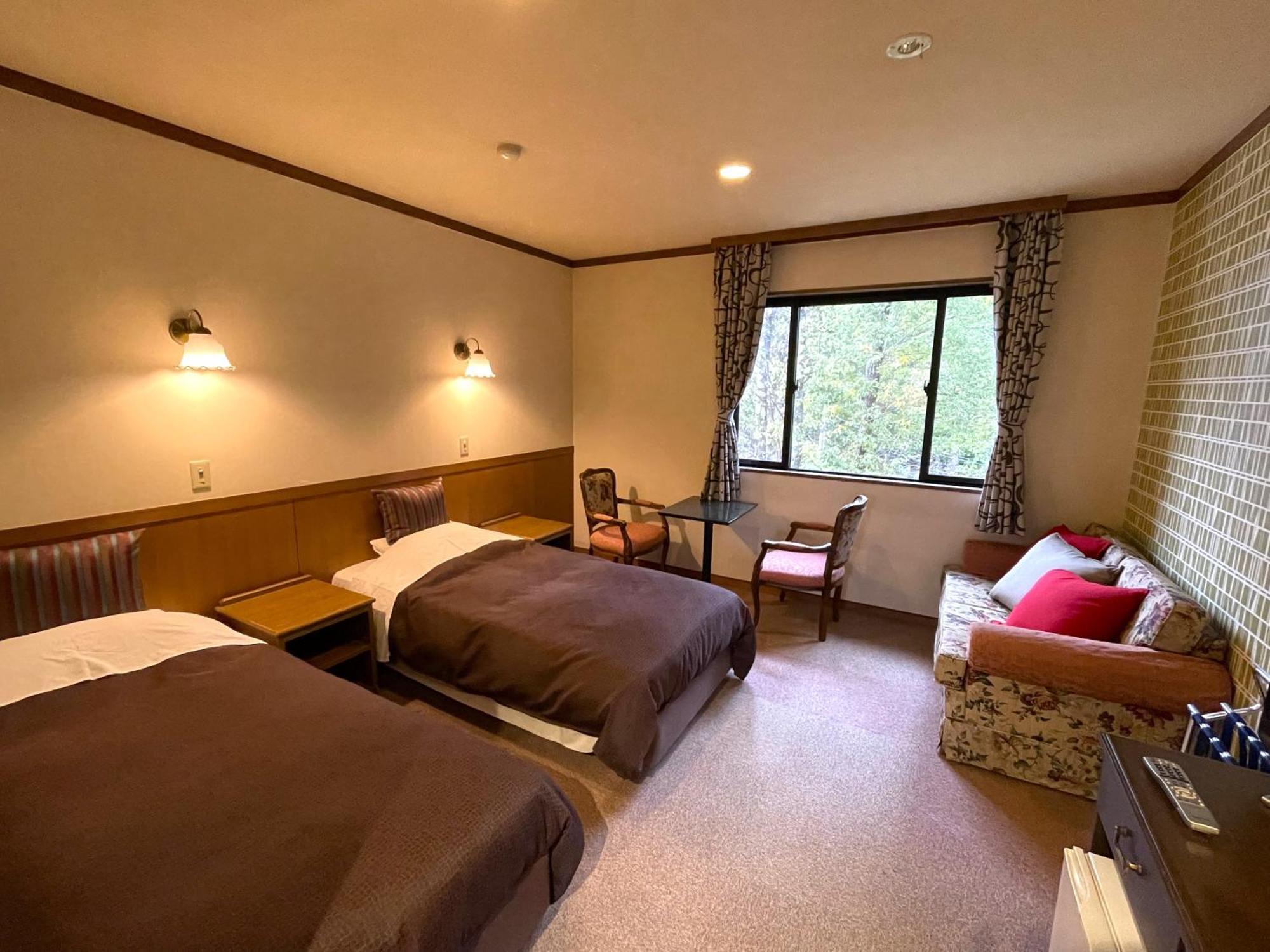 Hotel Heidi Hof Hakuba Esterno foto