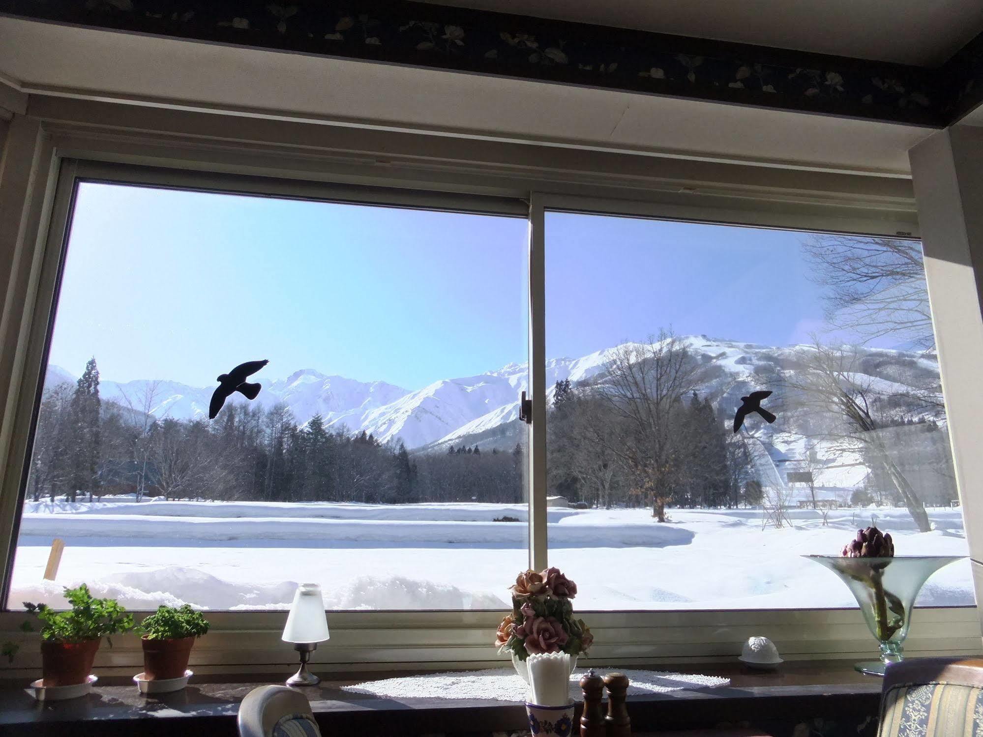 Hotel Heidi Hof Hakuba Esterno foto